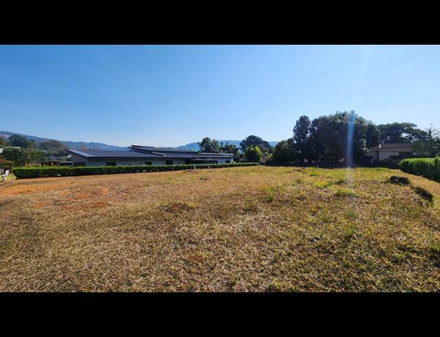 900M² VACANT LAND FOR SALE IN MONTROSE